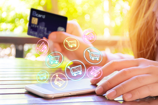 בראונד קארד